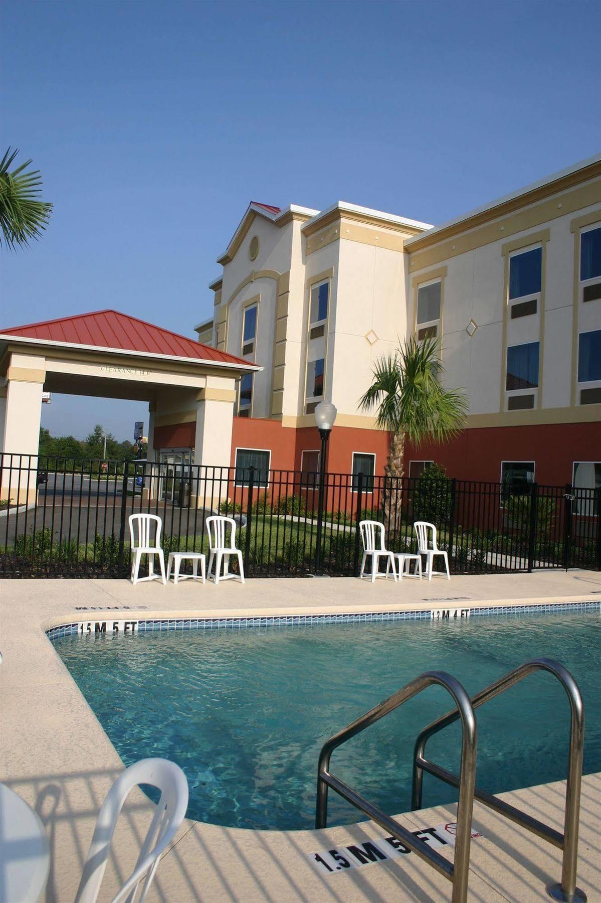 Comfort Inn & Suites Wildwood - The Villages מראה חיצוני תמונה